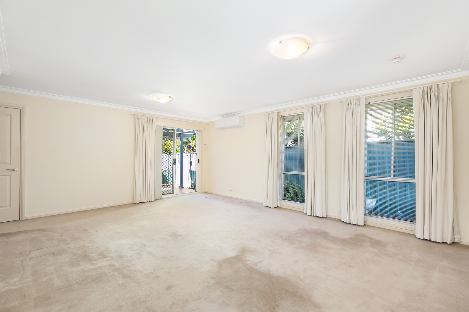 5/186-190 Bath Road, Kirrawee For Sale by Sydney Sotheby's International Realty - image 2