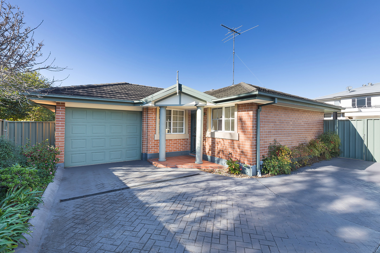 5/186-190 Bath Road, Kirrawee For Sale by Sydney Sotheby's International Realty