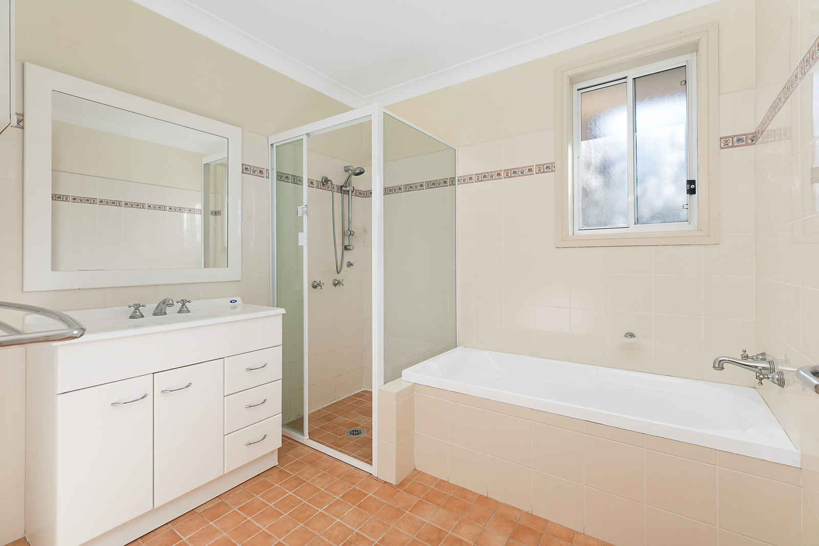 5/186-190 Bath Road, Kirrawee For Sale by Sydney Sotheby's International Realty - image 5