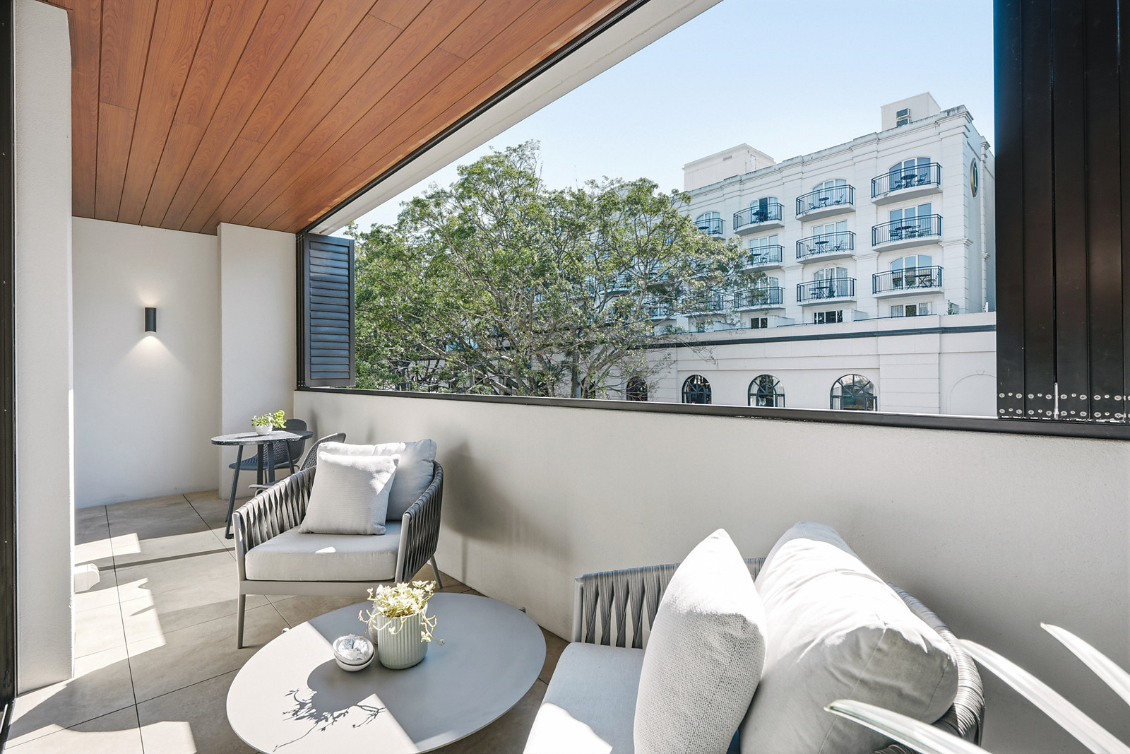 202/16-18 Cross Street, Double Bay For Sale by Sydney Sotheby's International Realty