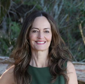 Photo of Vicki Ingham