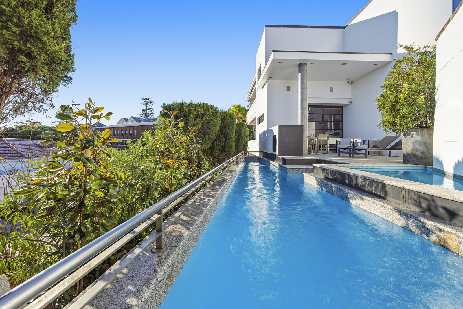 1 Tivoli Avenue, Rose Bay For Sale by Sydney Sotheby's International Realty - image 2