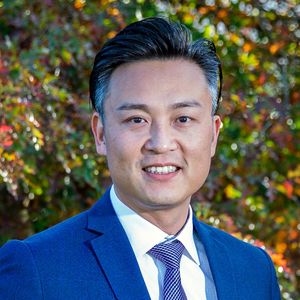 Photo of Mike Chen