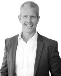 Photo of Leigh Martinuzzi