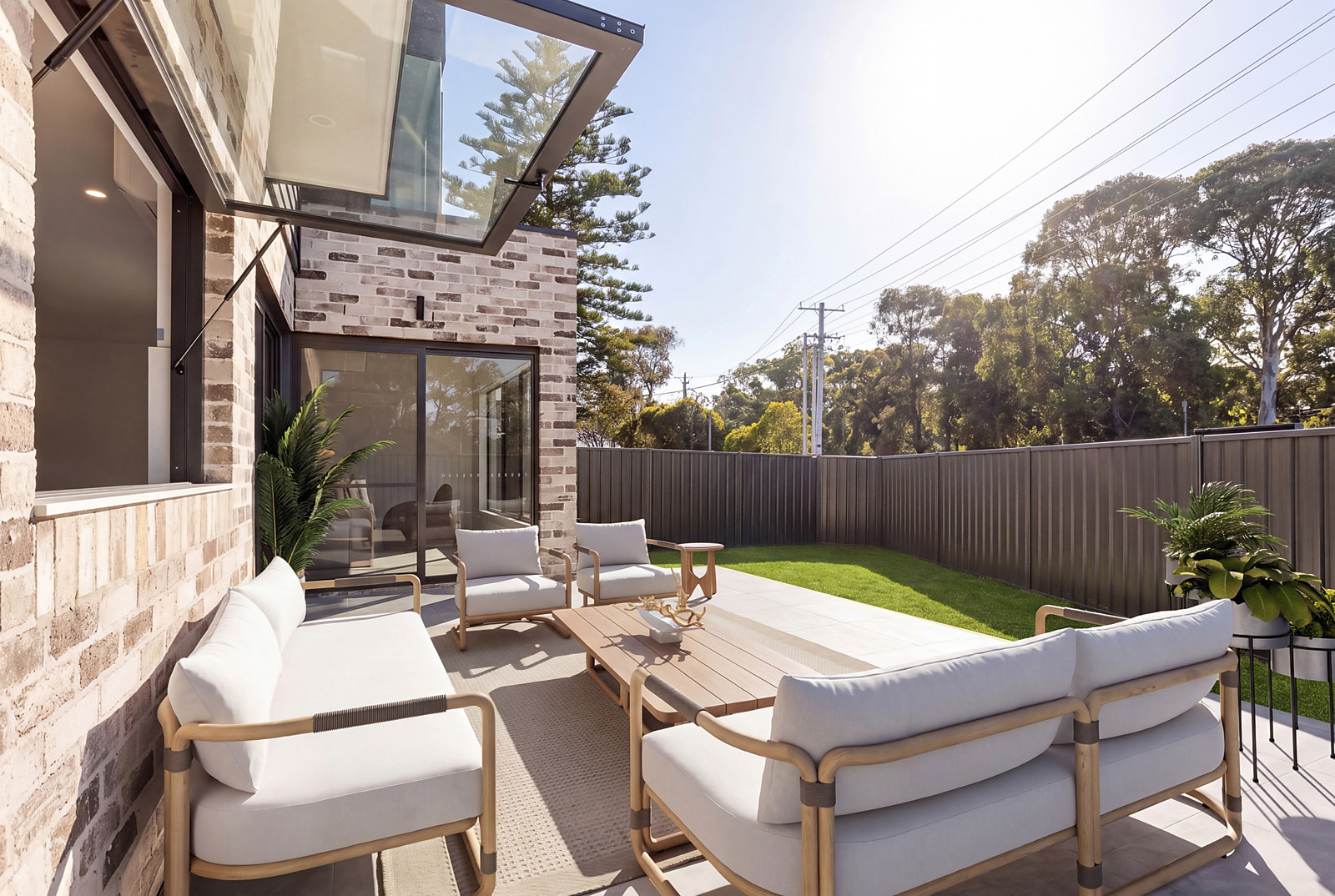 1/8 & 2 The Boulevarde, Oak Flats Auction by Sydney Sotheby's International Realty - image 5