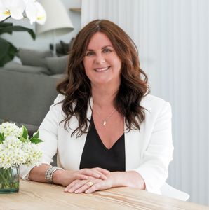 Photo of Veronica Allen
