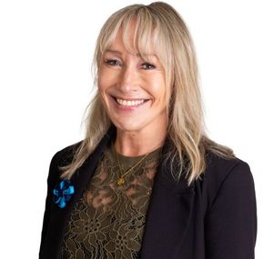 Photo of Andrea Jones
