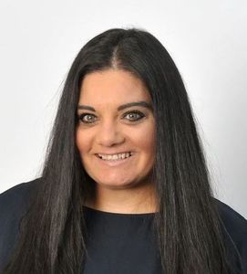 Photo of Elle Crowther