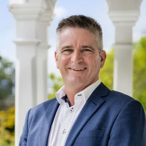 Photo of James Ford