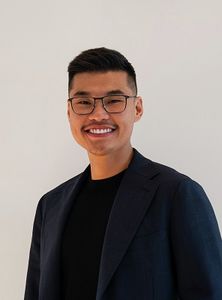 Photo of Aaron Lih