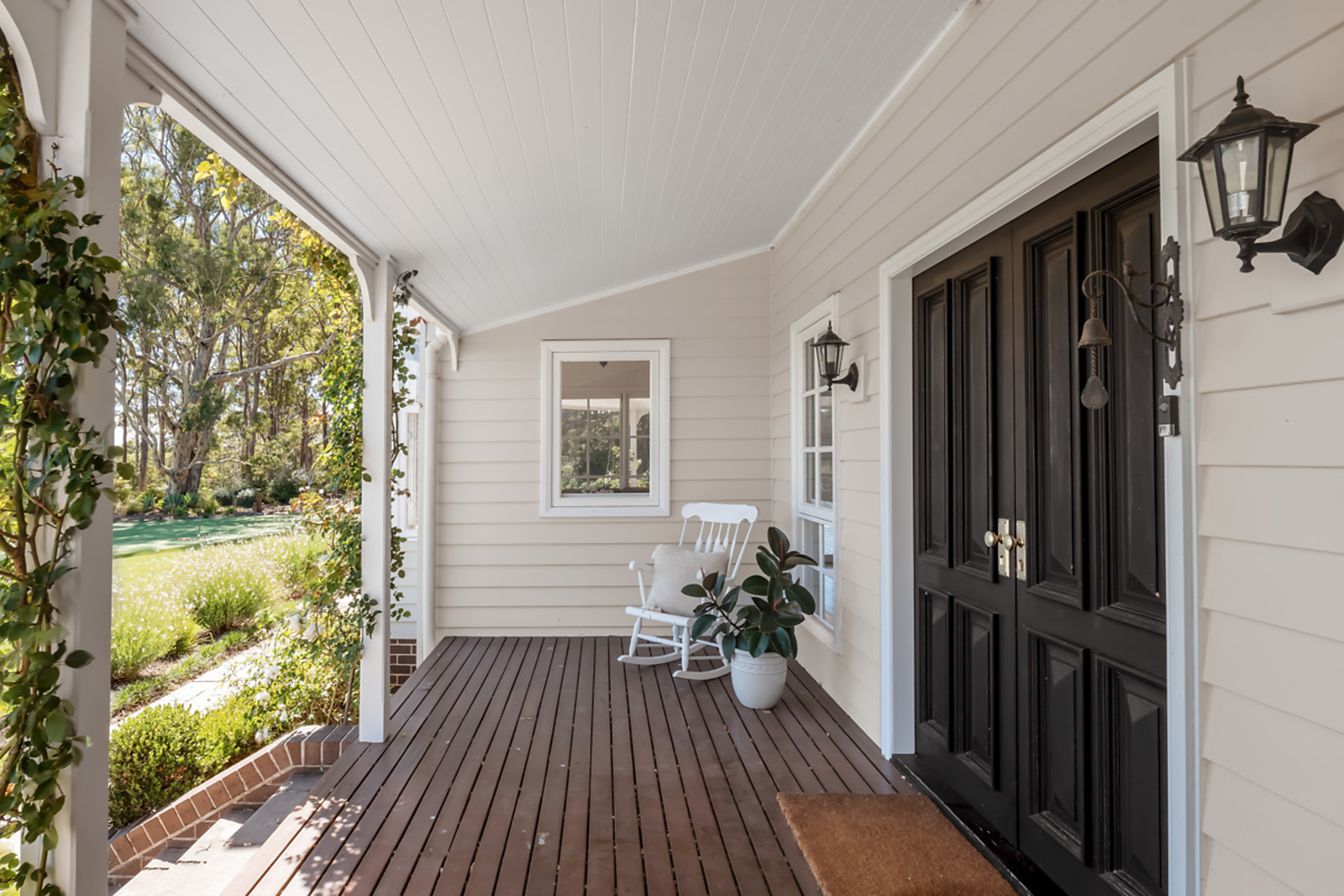 35 Greendale Close, Nowra Hill For Sale by Sydney Sotheby's International Realty - image 7