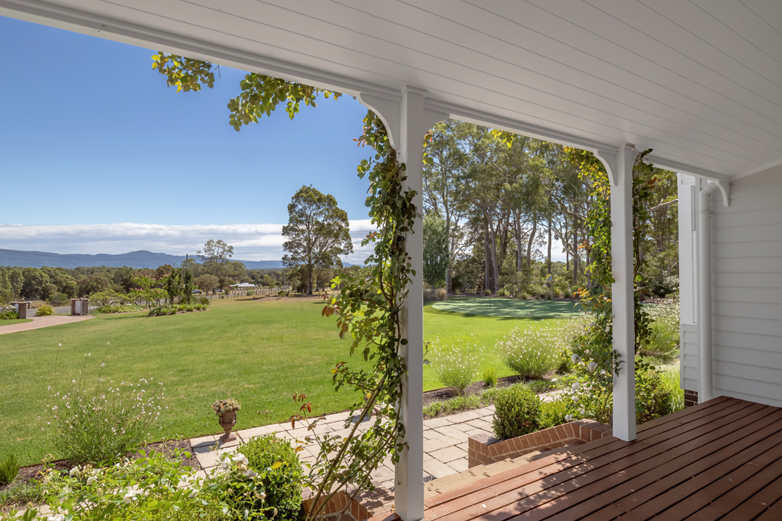 35 Greendale Close, Nowra Hill For Sale by Sydney Sotheby's International Realty - image 6