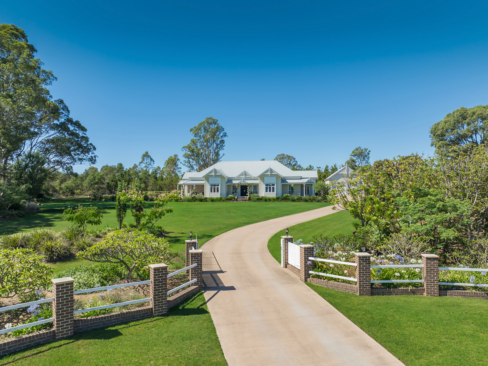 35 Greendale Close, Nowra Hill For Sale by Sydney Sotheby's International Realty - image 34