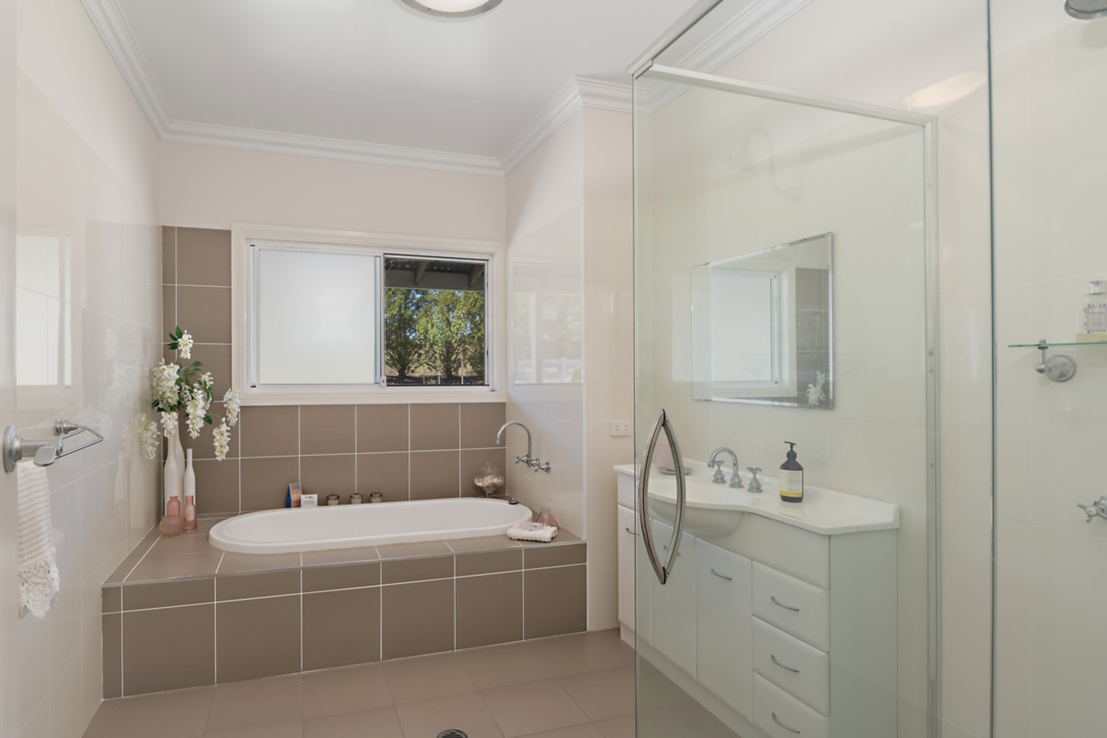 35 Greendale Close, Nowra Hill For Sale by Sydney Sotheby's International Realty - image 28