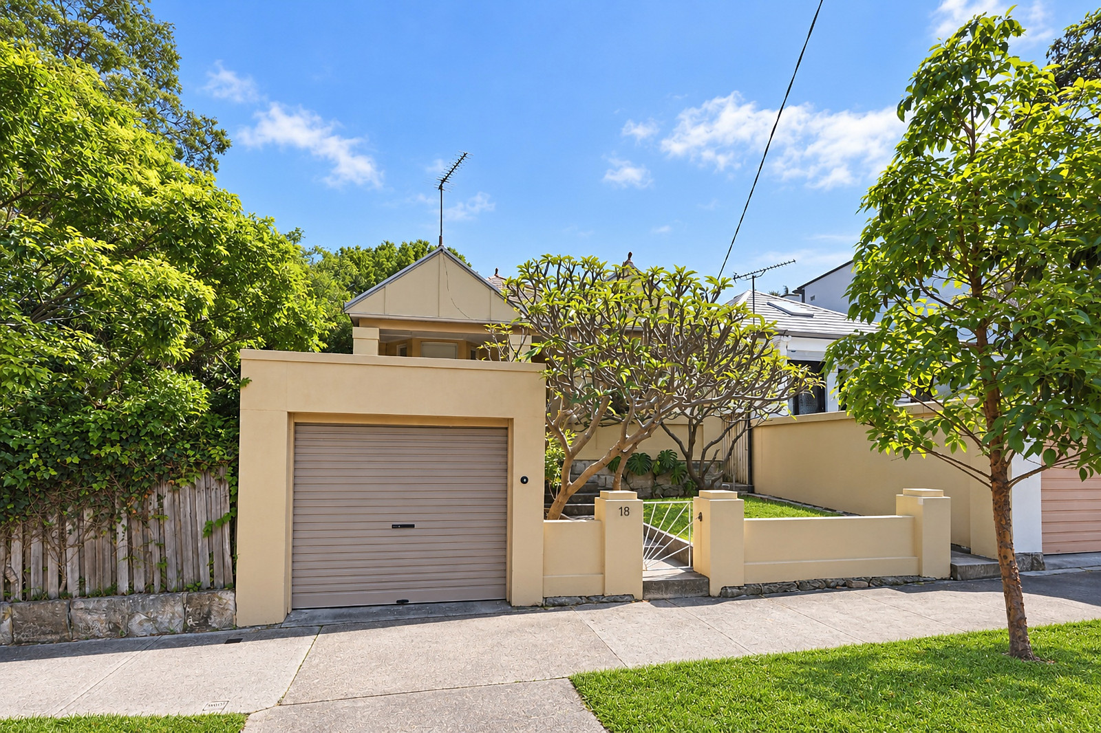 18 Bradley Avenue, Bellevue Hill Auction by Sydney Sotheby's International Realty - image 5