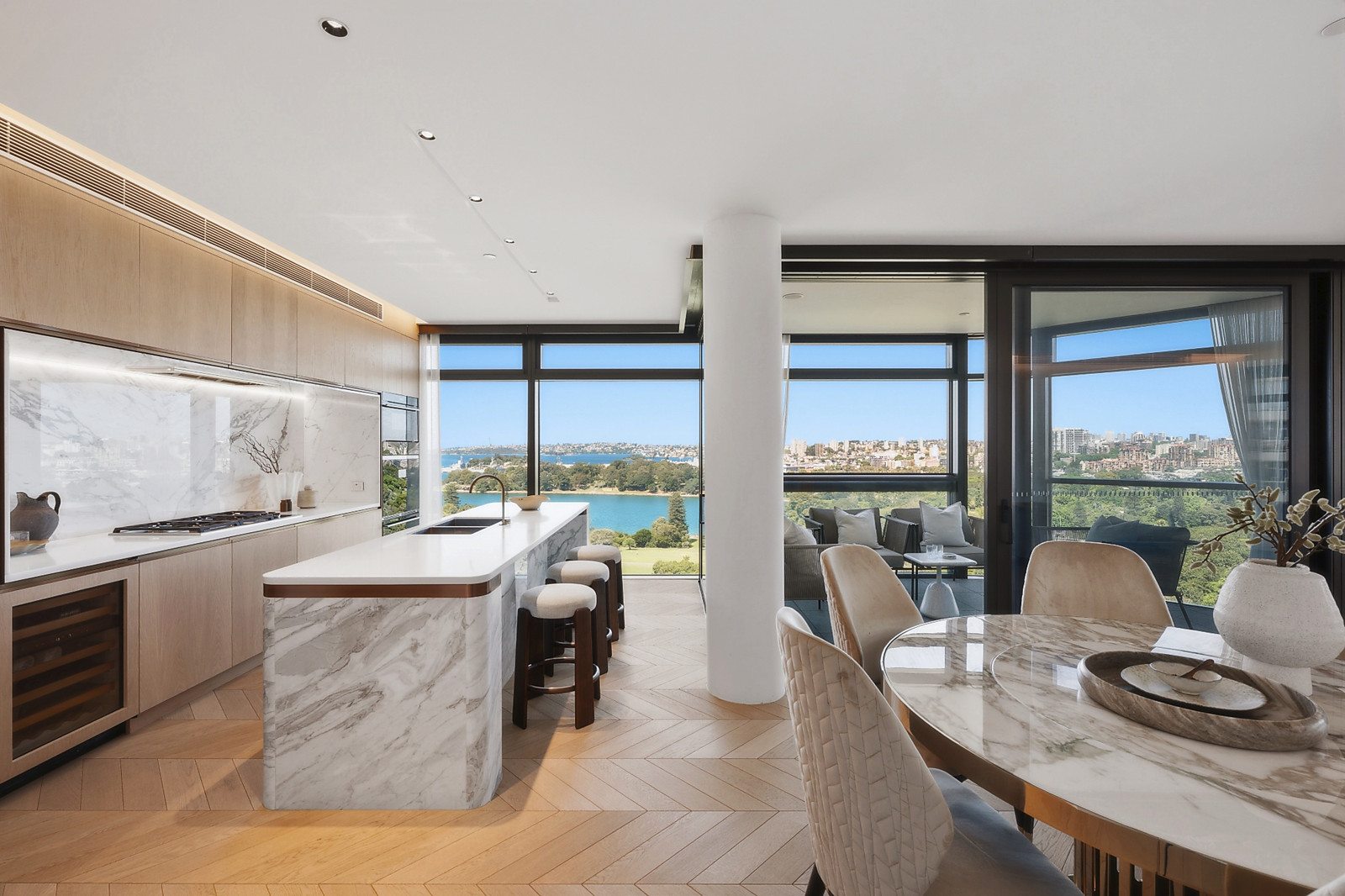 1802/71 Macquarie Street, Sydney Auction by Sydney Sotheby's International Realty - image 6