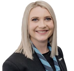 Photo of Sarah Everist