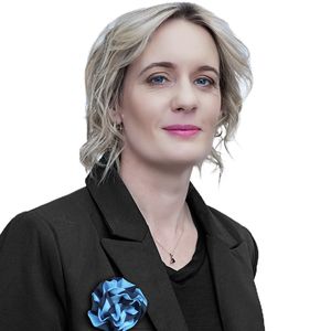 Photo of Emmily Harmer