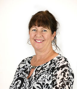 Photo of Kathy Curtling