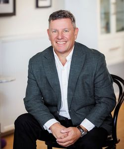 Photo of Philip Bell