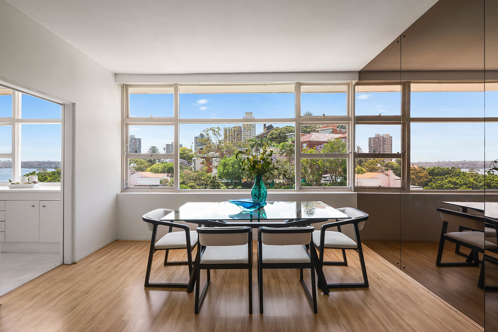 32/11 Yarranabbe Road, Darling Point Auction by Sydney Sotheby's International Realty - image 5