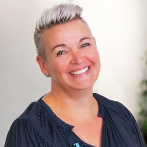 Photo of Angela Buswell
