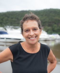 Photo of Sue Elliott