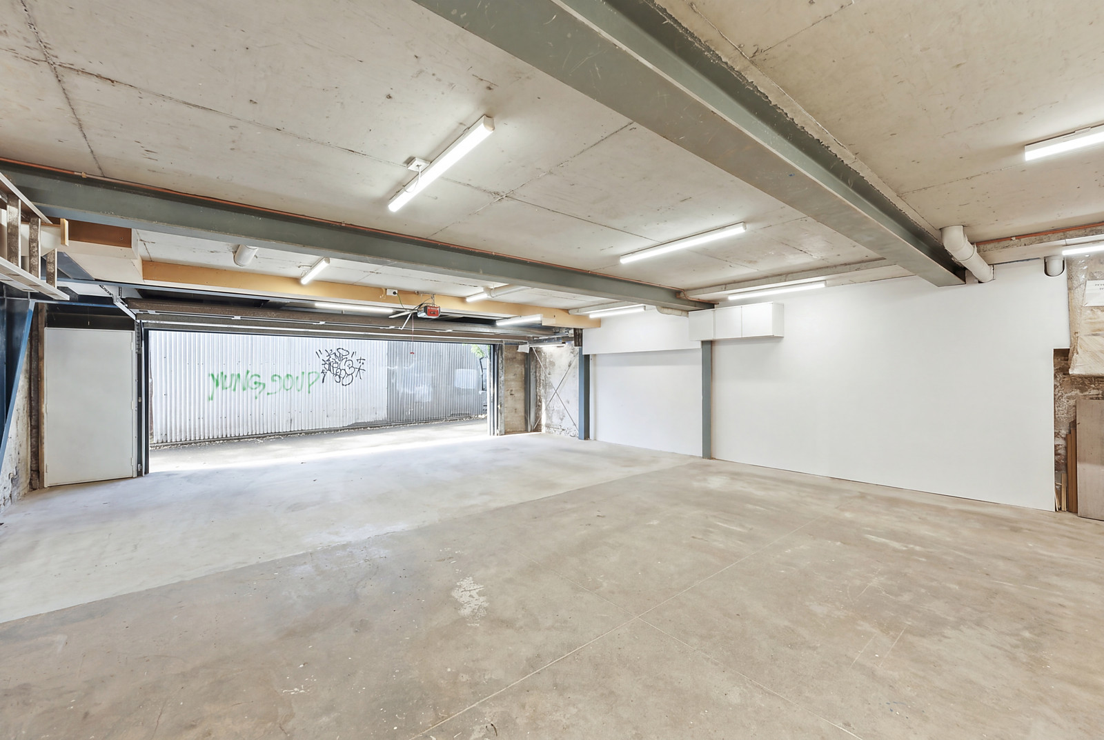 120-122 Lawson Street, Redfern Auction by Sydney Sotheby's International Realty - image 20