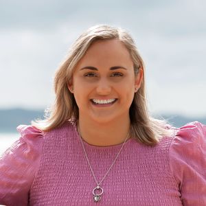 Photo of Elise Obern