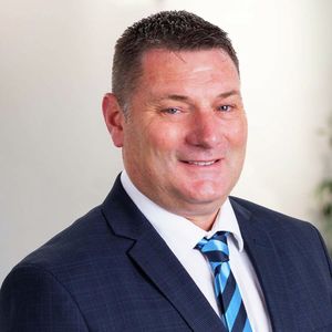 Photo of Glen Robertson