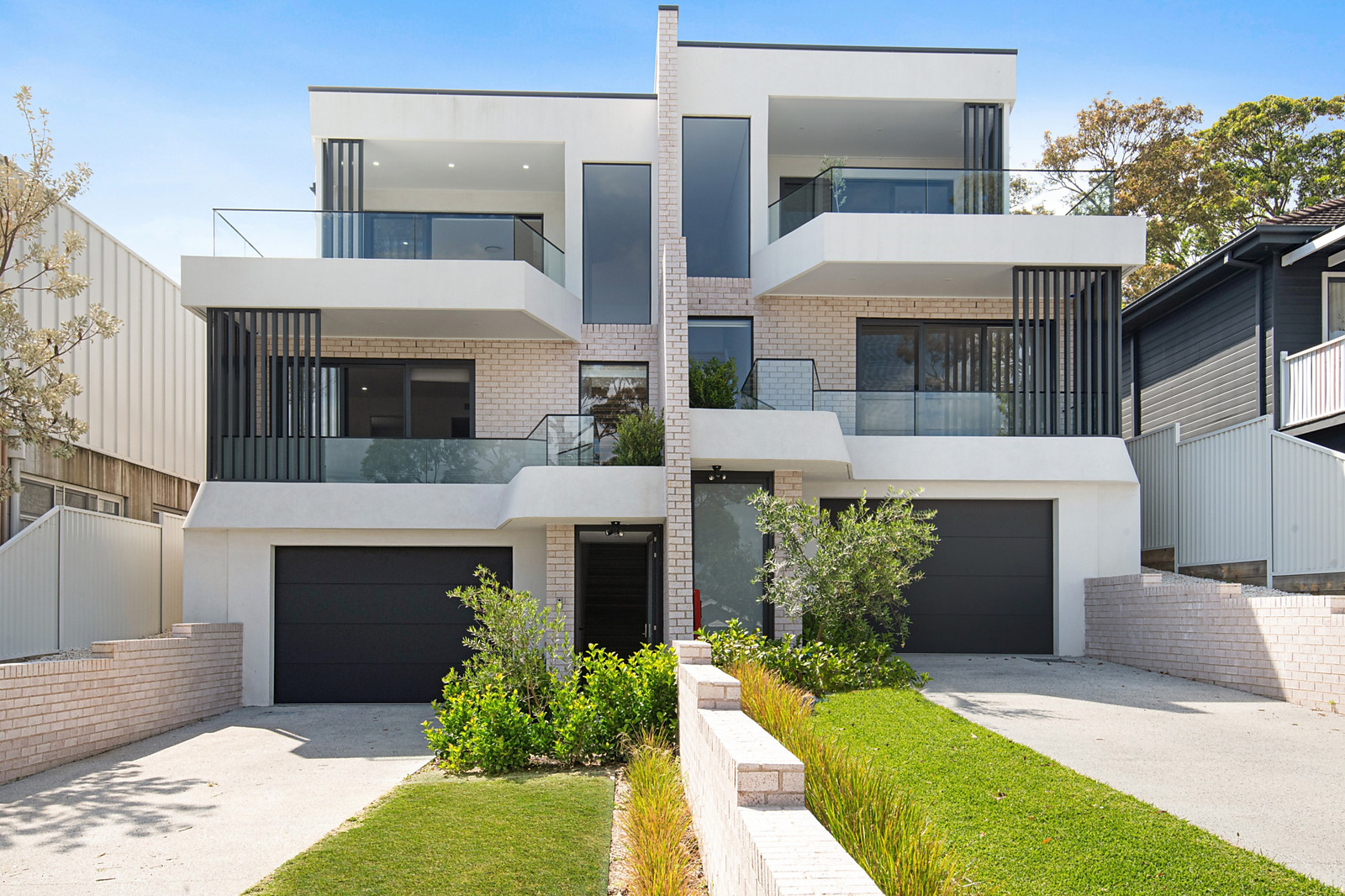 8A Yowie Avenue, Caringbah South For Sale by Sydney Sotheby's International Realty