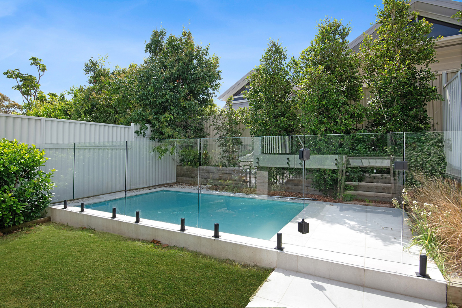 8A Yowie Avenue, Caringbah South For Sale by Sydney Sotheby's International Realty - image 4