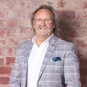 Photo of Wayne Baker