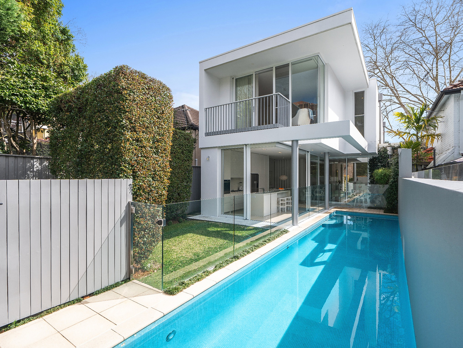 5 Forest Road, Double Bay Auction by Sydney Sotheby's International Realty - image 1