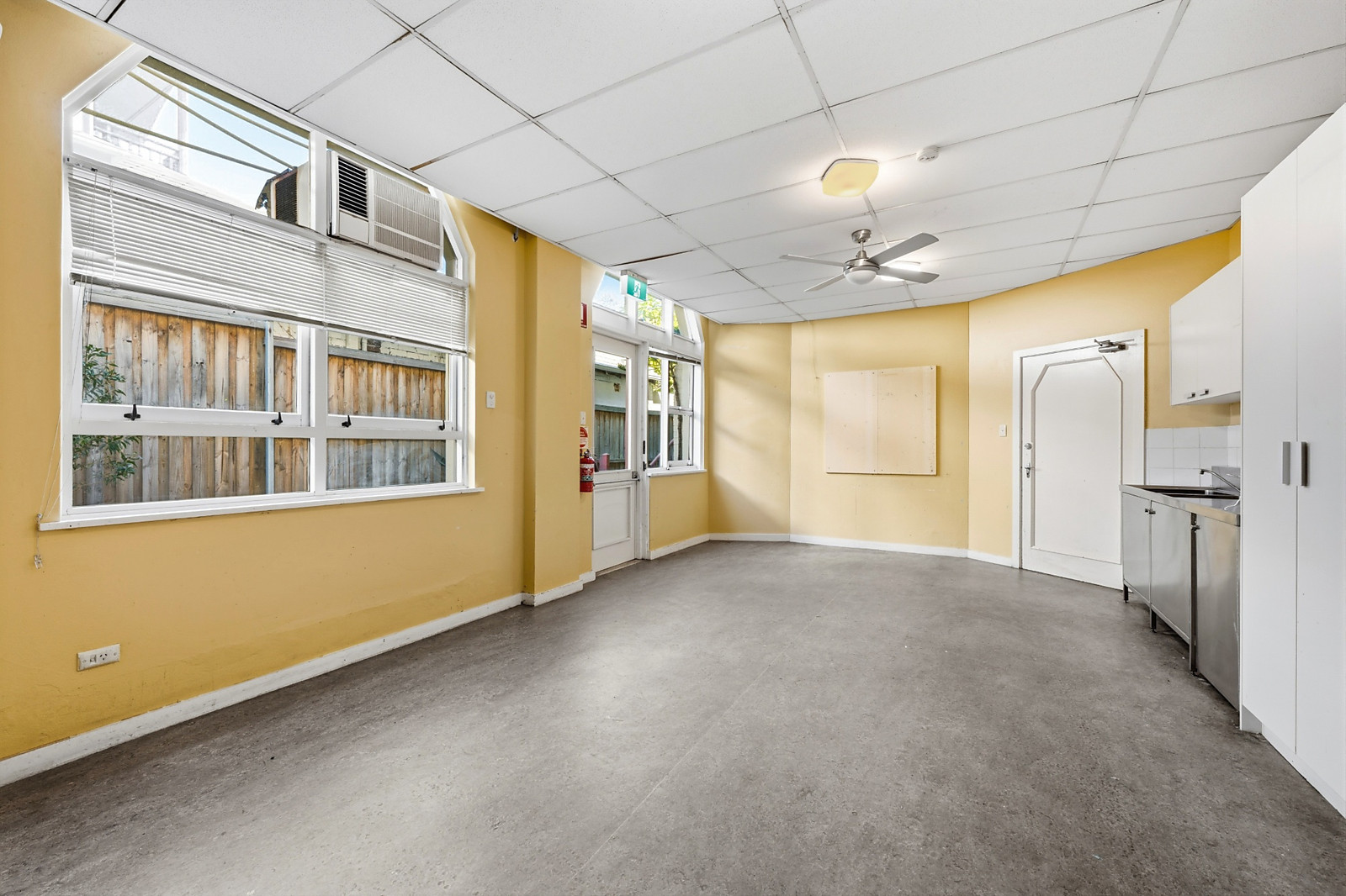 8 Village High Road, Vaucluse For Sale by Sydney Sotheby's International Realty - image 8