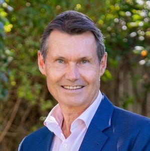 Photo of Mike Robson