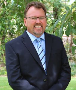 Photo of Lindsay Battley