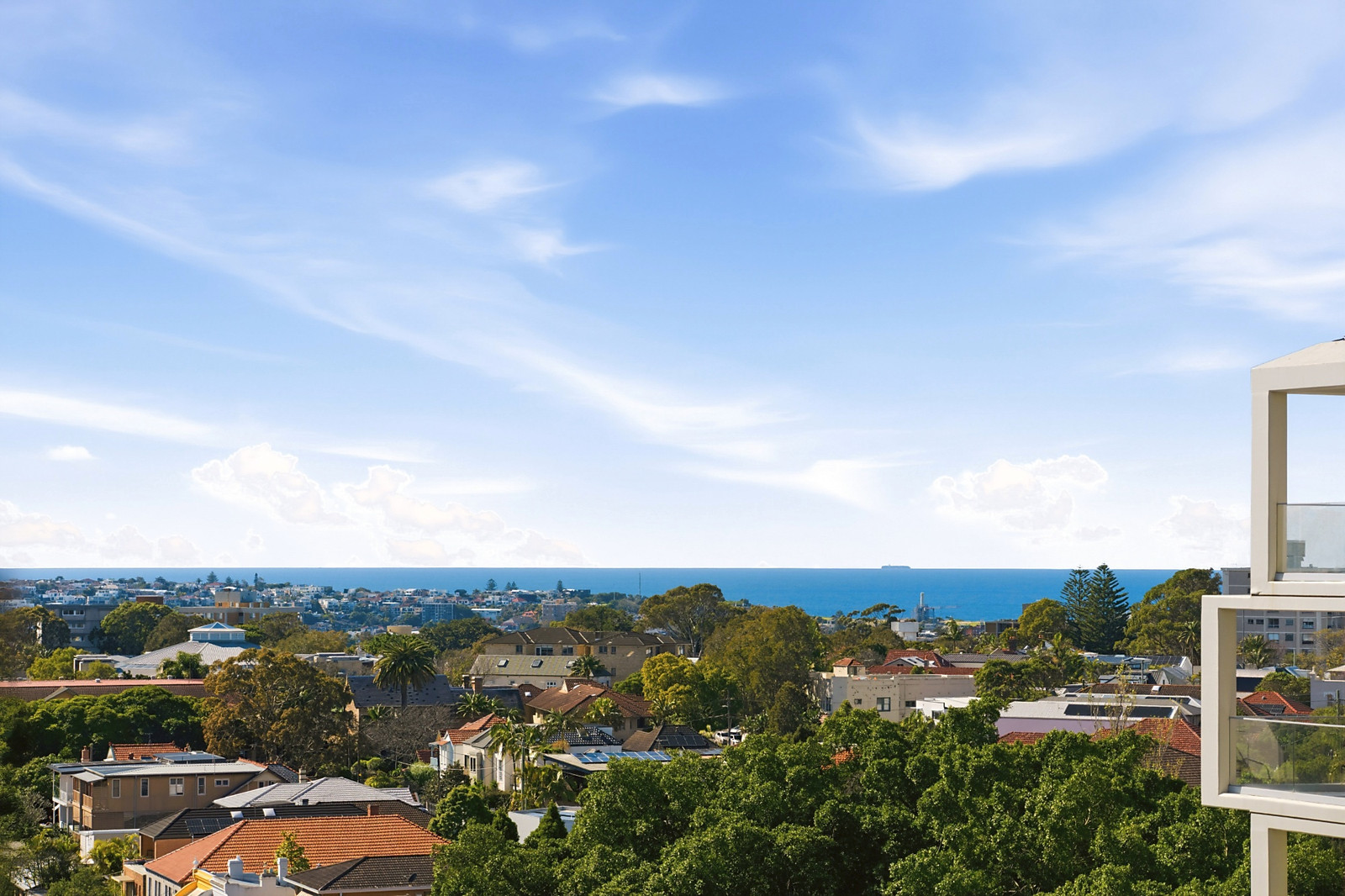 54/2A Hollywood Avenue, Bondi Junction Sold by Sydney Sotheby's International Realty - image 2