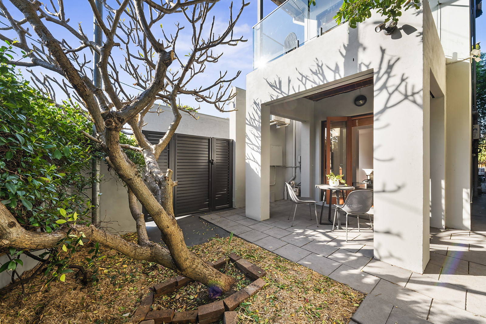 25 Juliett Lane, Marrickville Auction by Sydney Sotheby's International Realty - image 4