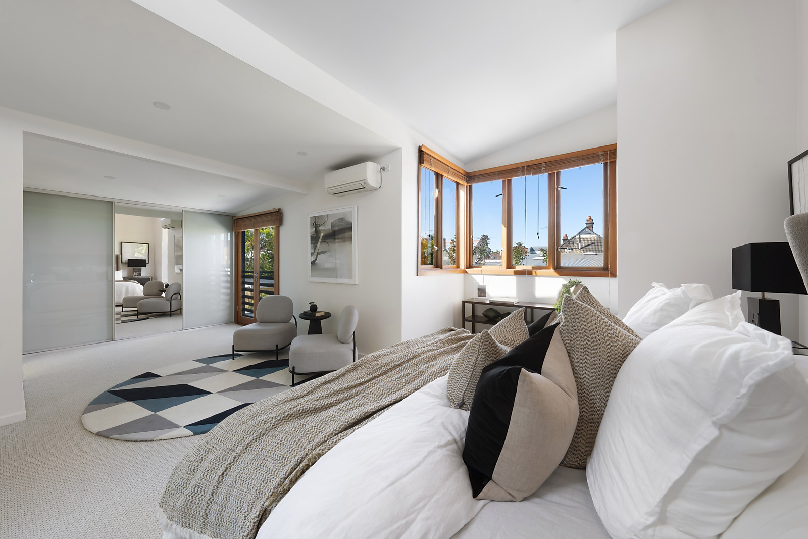 25 Juliett Lane, Marrickville Auction by Sydney Sotheby's International Realty - image 12